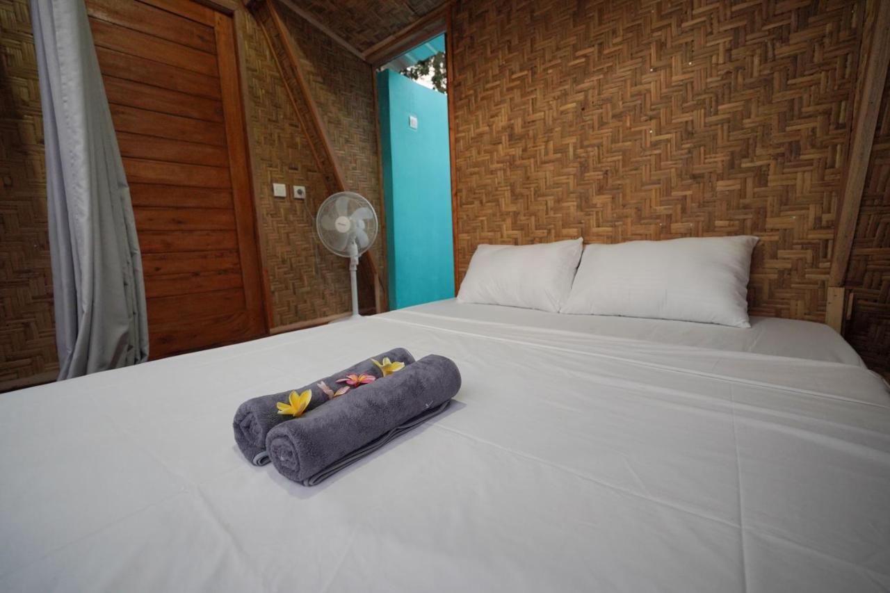 La Vie En Rose Hotel Senggigi Ngoại thất bức ảnh
